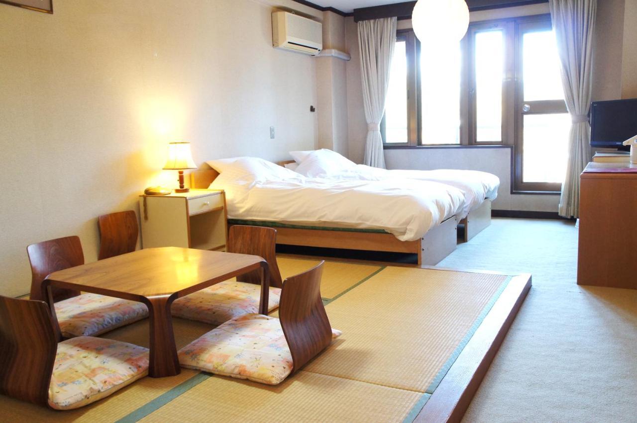 Petit Hotel Shitaka Хакуба Екстер'єр фото