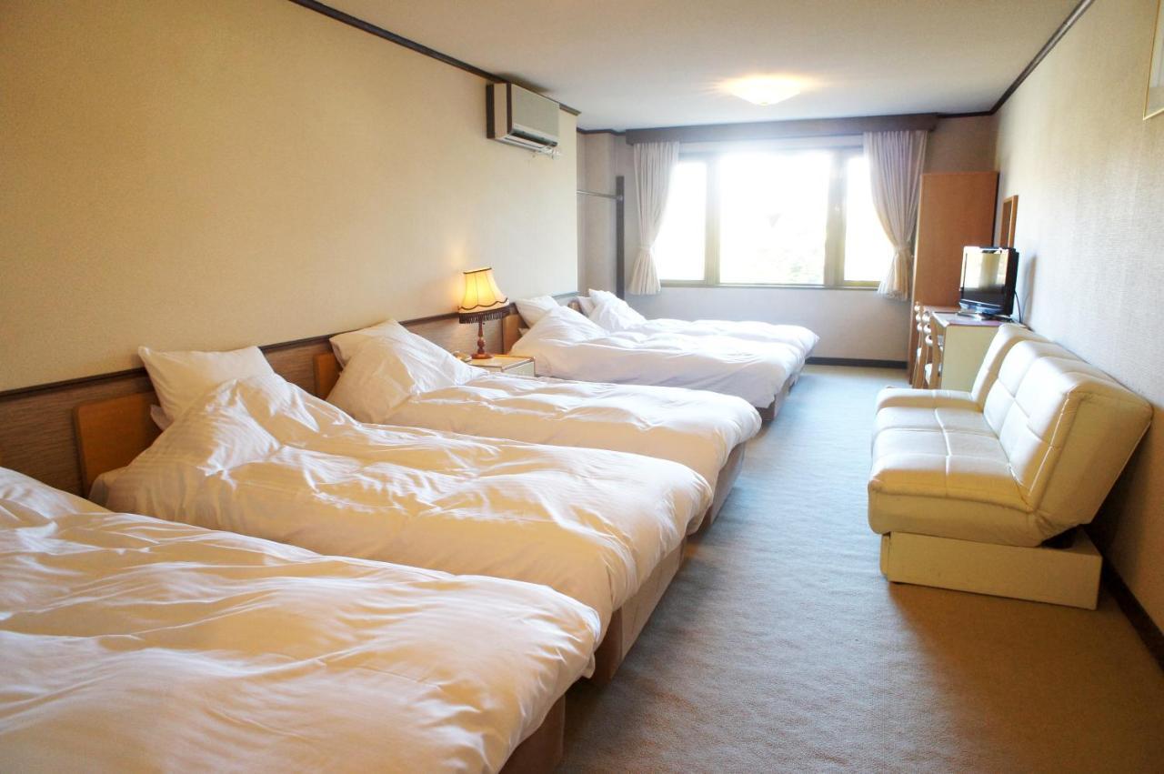 Petit Hotel Shitaka Хакуба Екстер'єр фото